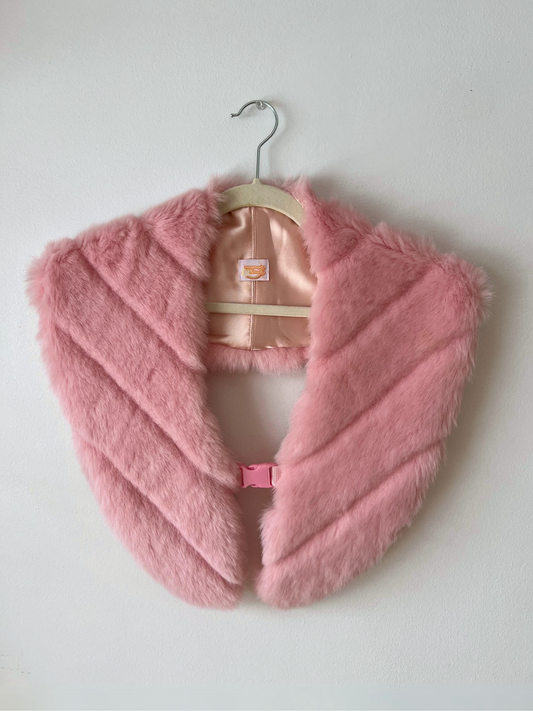 Baby pink faux-fur collar